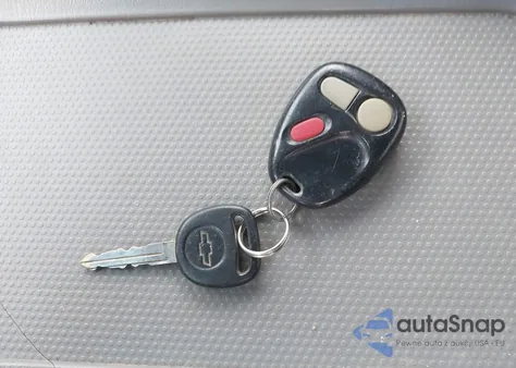 2001 Chevrolet Silverado 1500 Ls from USA, damaged, VIN 2GCEC19T111196987